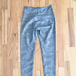 Beyond Yoga x Barre3 Workout Leggings Tights Pants Gray Camo Size Small